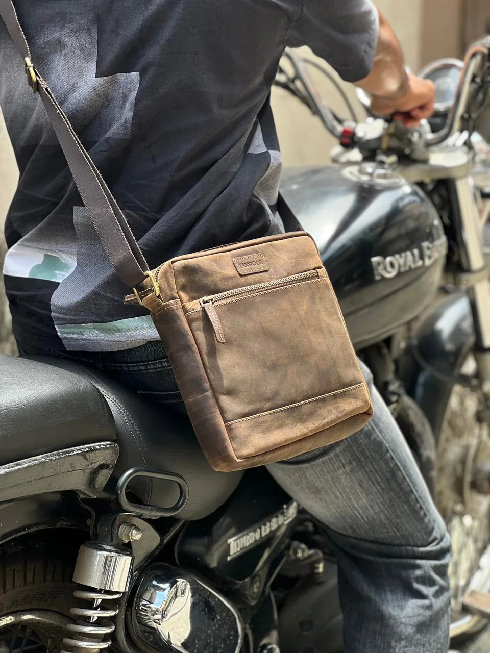 WhatsApp Image 2026-06-01 at 4.50.36 PM (1) TANWOOD Pure Leather Messenger Sling, Shoulder, Multi-Functional Travel Bag - Image 1