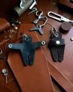 TANWOOD Pure Leather Hugman Keychain - 2 pcs Set - Image 3