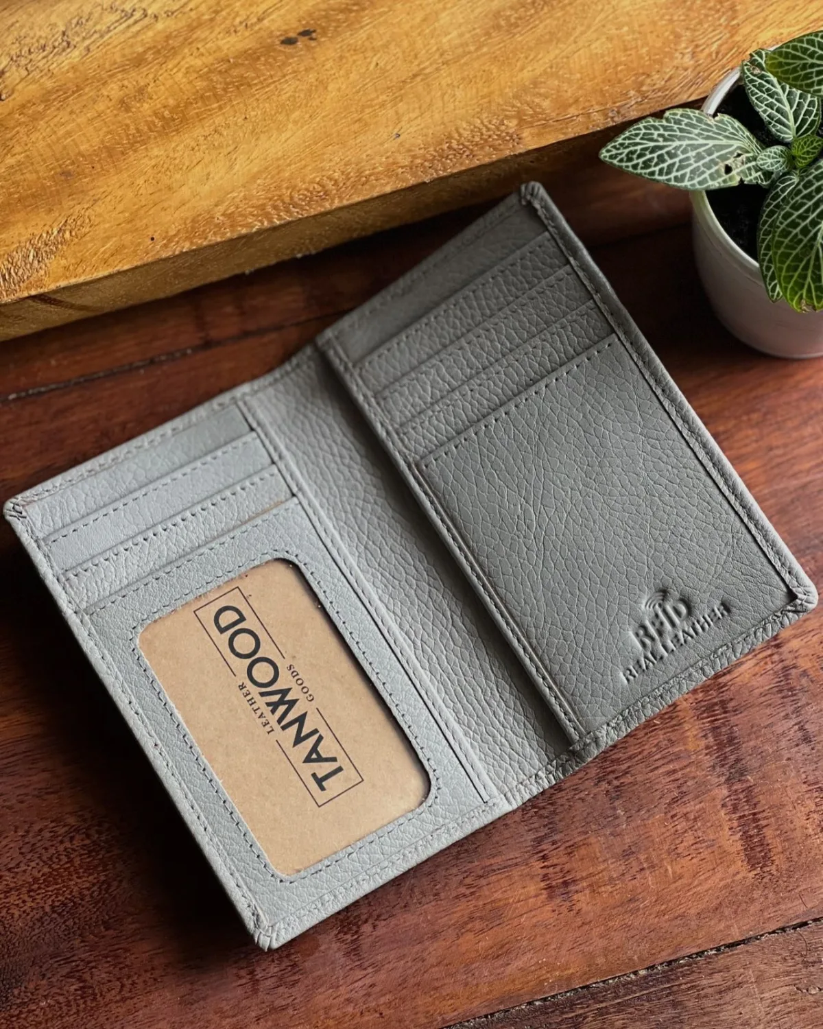 TANWOOD LEATHER Token - wallet - Image 2