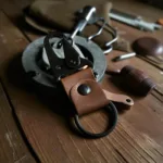 TANWOOD LEATHER RUSTIC BLACK BUCKLE - KEYCHAIN - Image 3