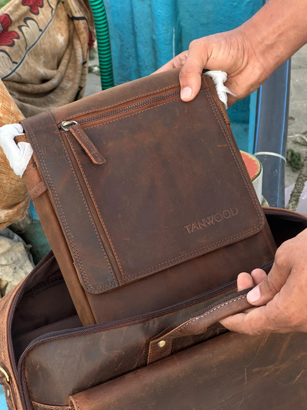 TANWOOD LEATHER Voyager - Sling bag - Image 3