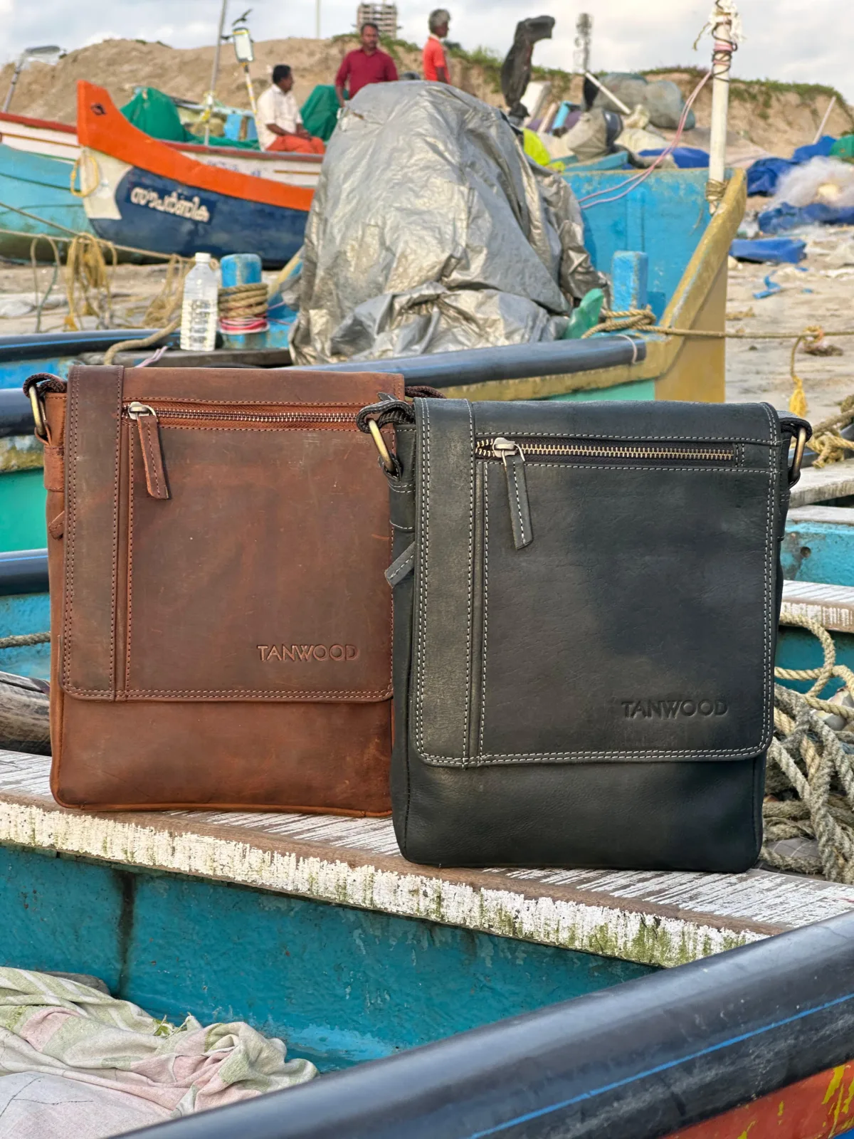 TANWOOD LEATHER Voyager - Sling bag - Image 1