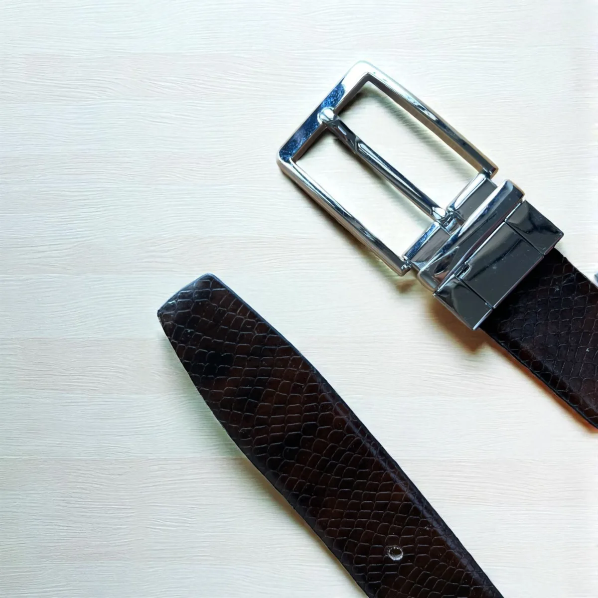 TANWOOD LEATHER Crocodile Reversible Belt - Taiwan Silver buckle - Image 5