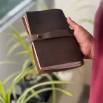 TANWOOD LEATHER SNAP - Journal