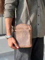 TANWOOD LEATHER Round edge Sling bag