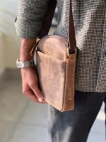 TANWOOD LEATHER Round edge Sling bag - Image 3