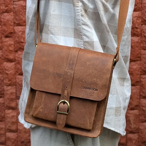 TANWOOD PURE LEATHER UNISEX BOXY Sling - Bag