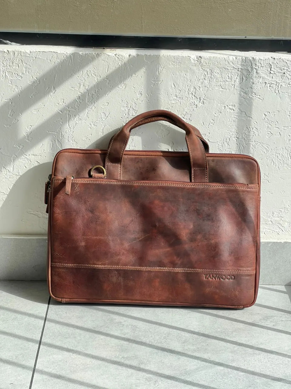 WhatsApp Image 2026-07-31 at 5.02.40 PM (2) TANWOOD LEATHER Oxford - Laptop bag - Image 1