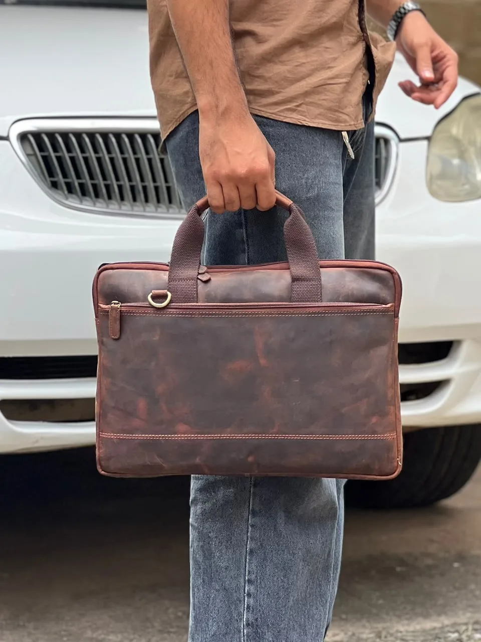 WhatsApp Image 2026-09-17 at 12.46.53 PM TANWOOD LEATHER Oxford - Laptop bag - Image 1