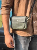TANWOOD minimalistic sling bag - unisex - Image 11