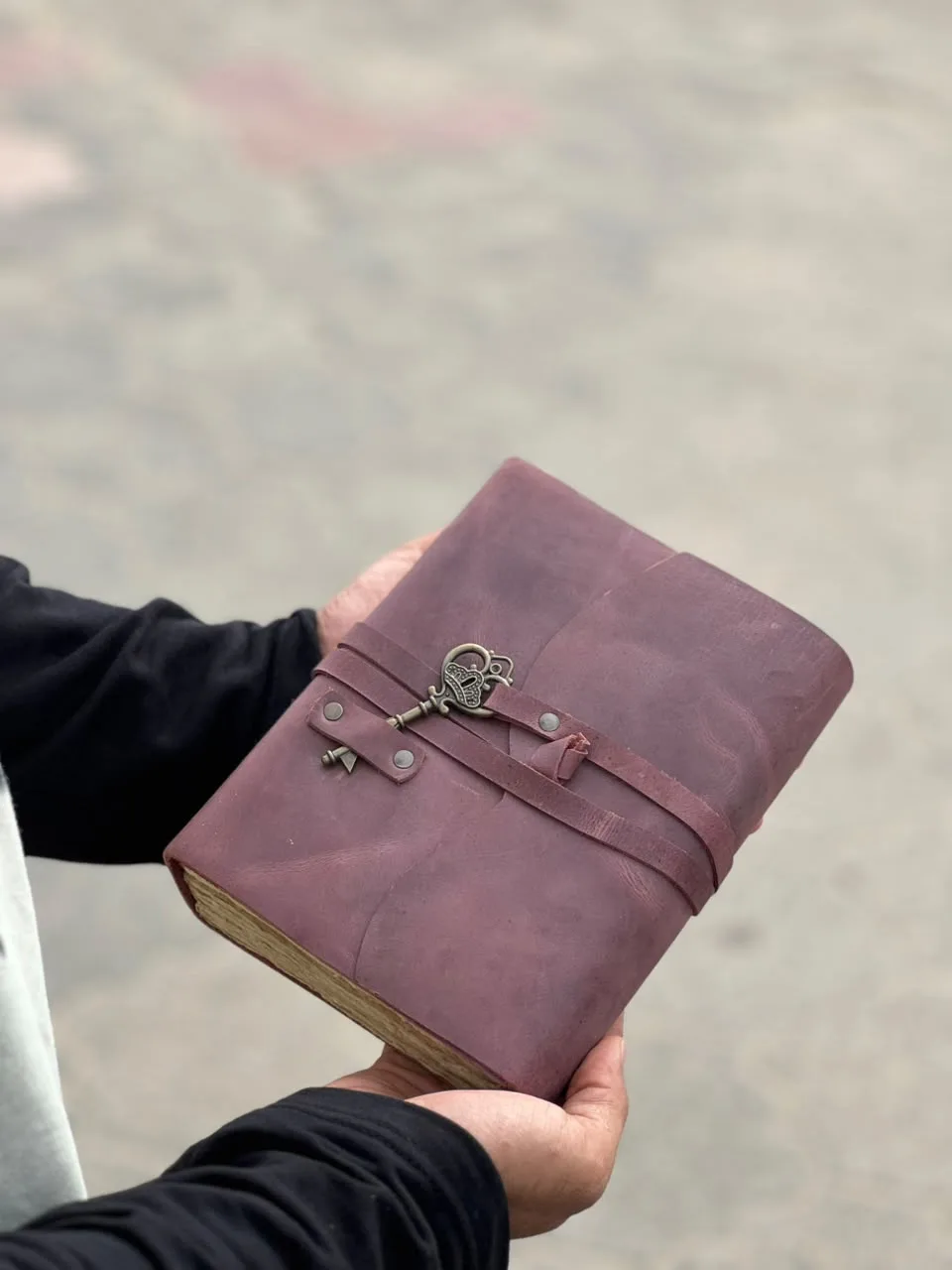 WhatsApp Image 2026-09-24 at 4.19.10 PM TANWOOD LEATHER Large key journal - cherry - Image 1